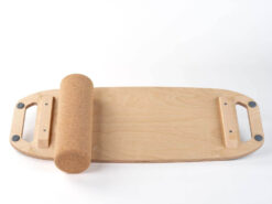 MFT Indoor Board - Unterseite mit Bodenschonern und Korkrolle